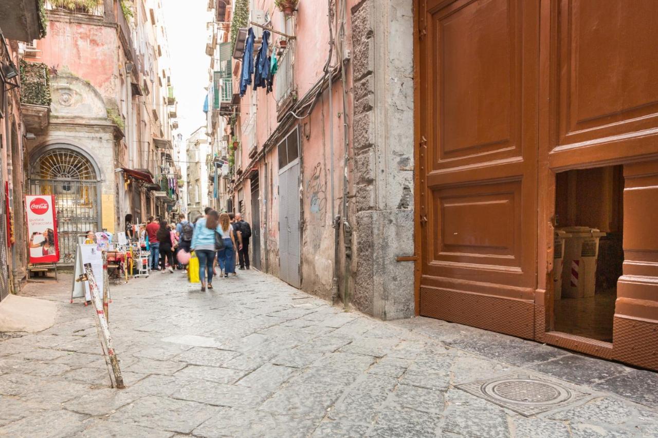 Art Inn Centro Napoli Bagian luar foto