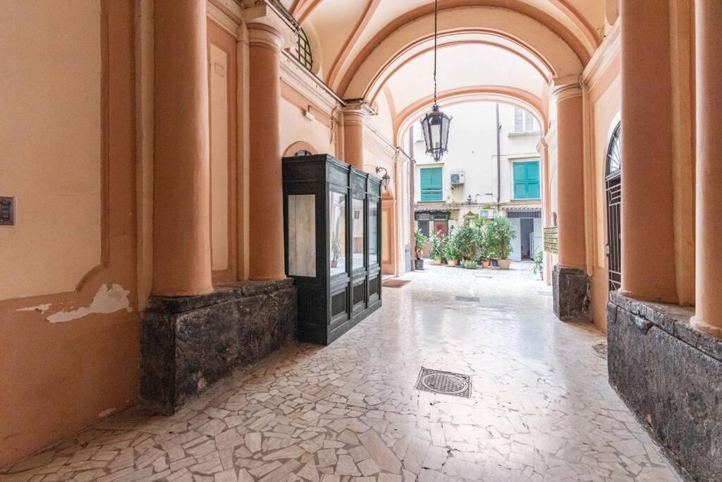 Art Inn Centro Napoli Bagian luar foto
